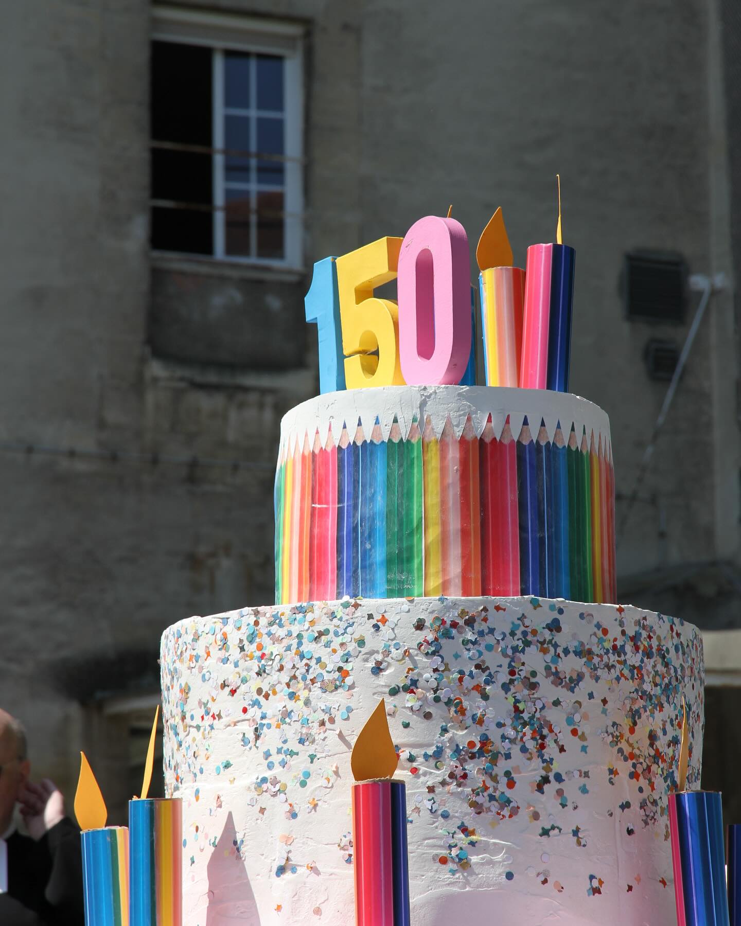 Gâteau coloré pour les 150 ans de Saint-Genès